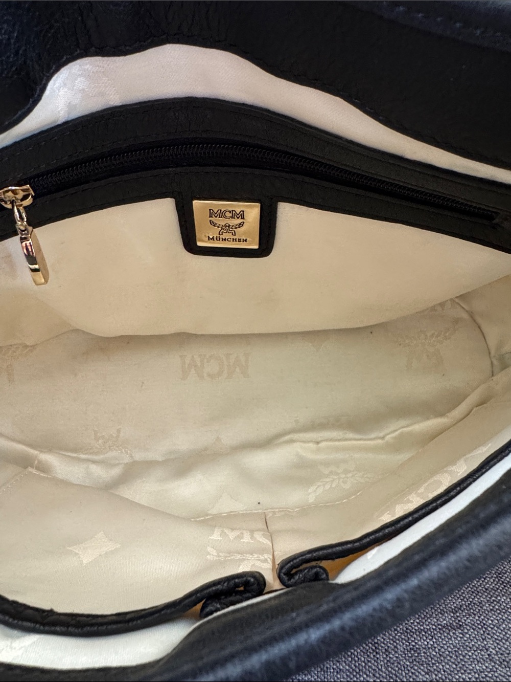 MCM Black & White Monogram Crossbody - Picture 6 of 12